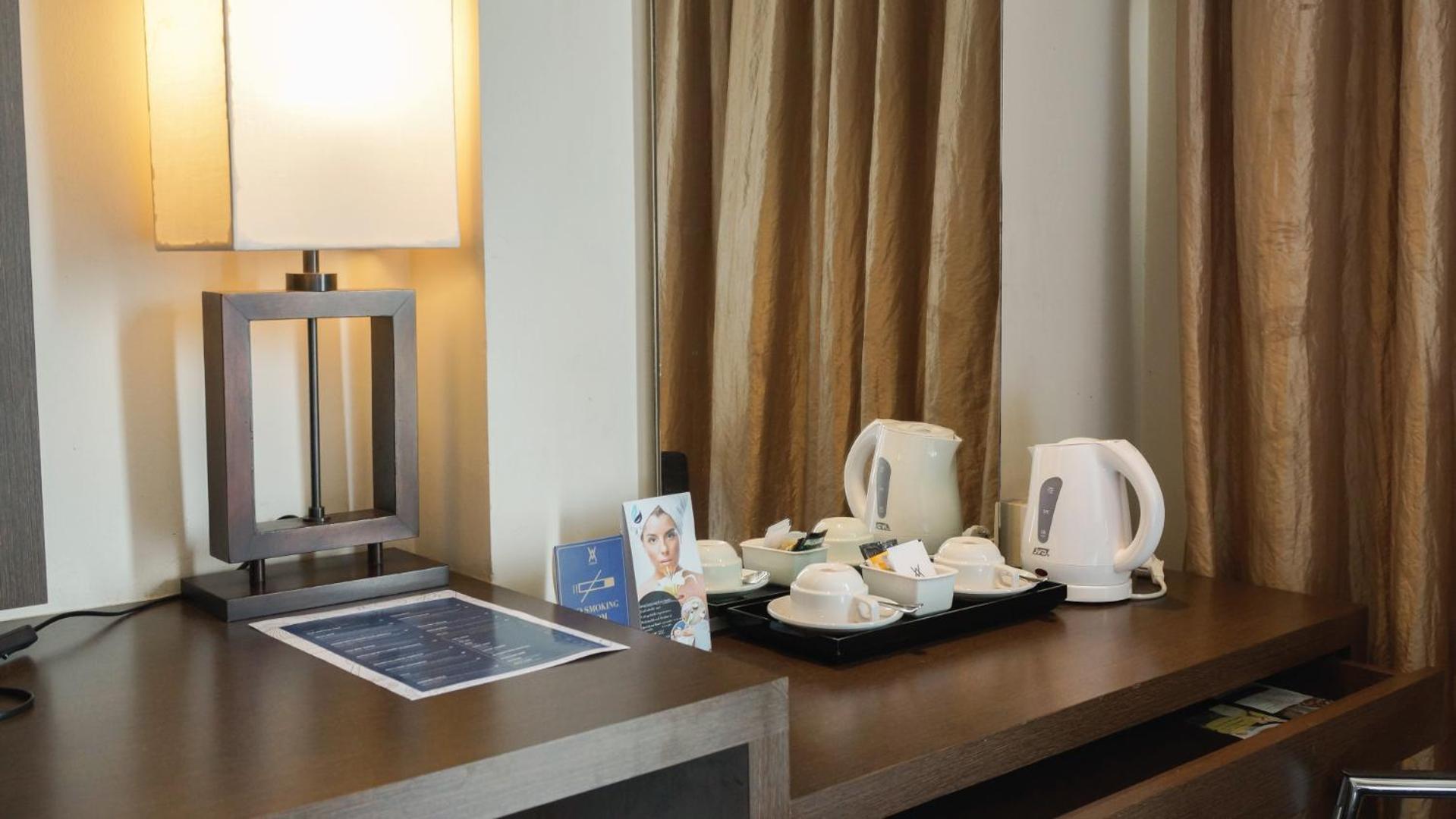 Akmani Hotel Jakarta Kültér fotó